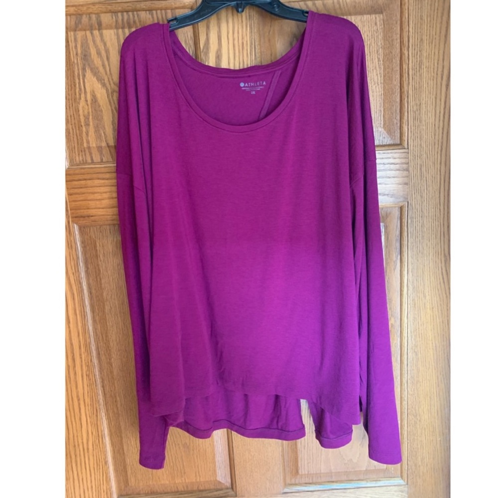 Athleta long sleeve athletic top